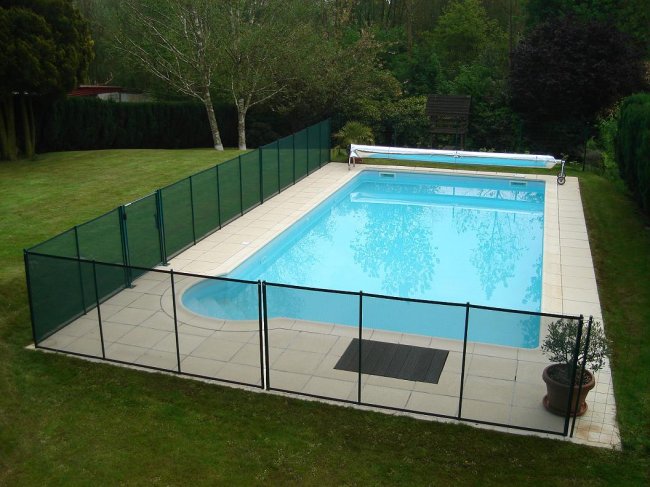 cloture filet piscine